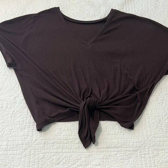 🍊Old Navy Maroon Athletic T-Shirt with Tie Back XL🍊 - Picture 8 of 8